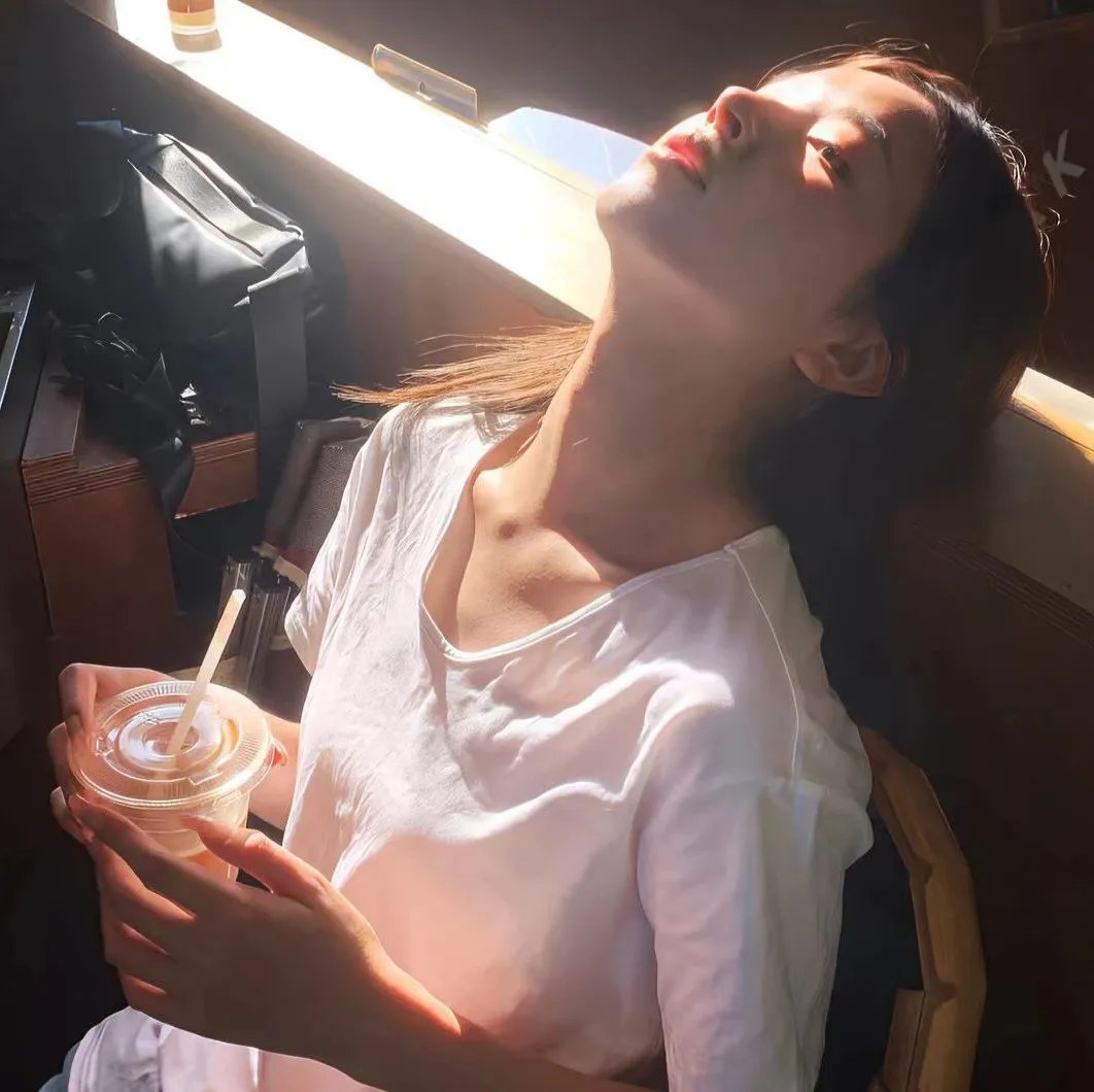 圣女歌声 封面